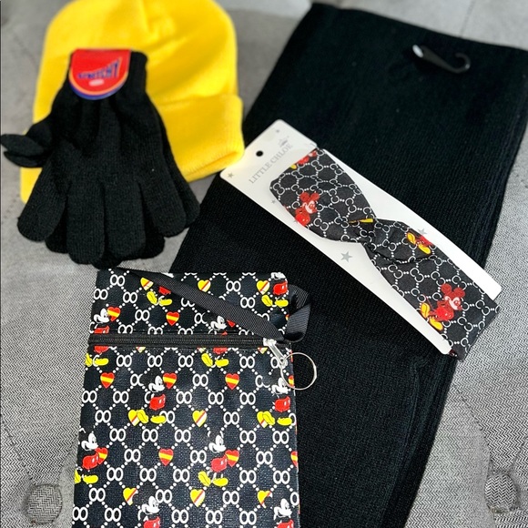 Kids 5pc Hat Glove & Scarf Set w/ Accessories - Picture 1 of 4